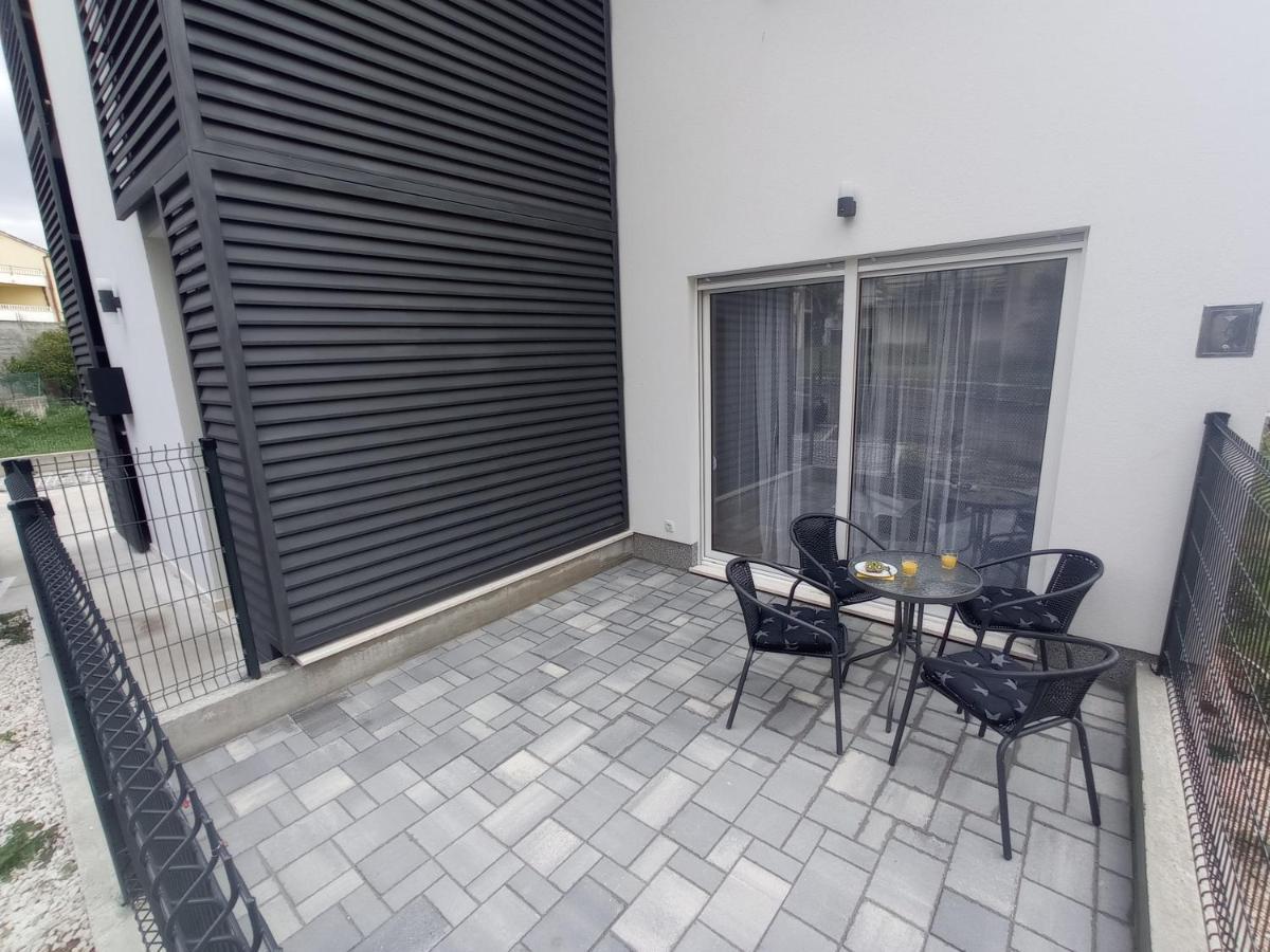 Apartment Punda Kaštela Buitenkant foto